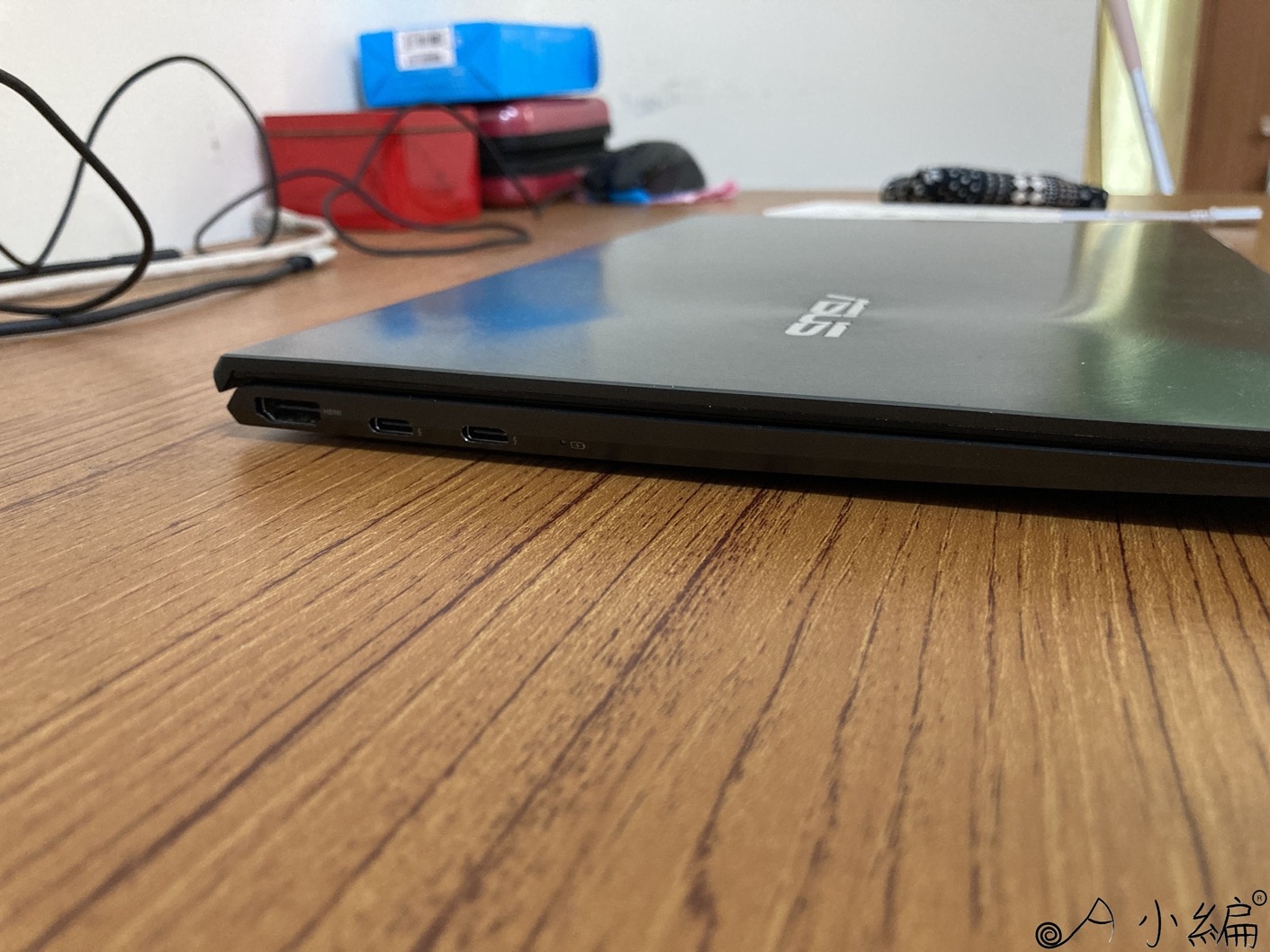 Asusleft
